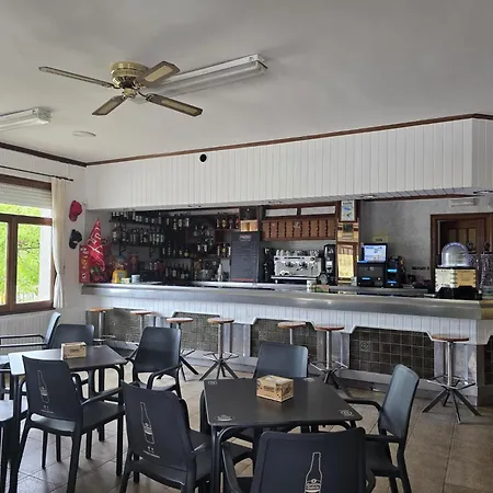 Parrillada Nosa Terra Hostel *