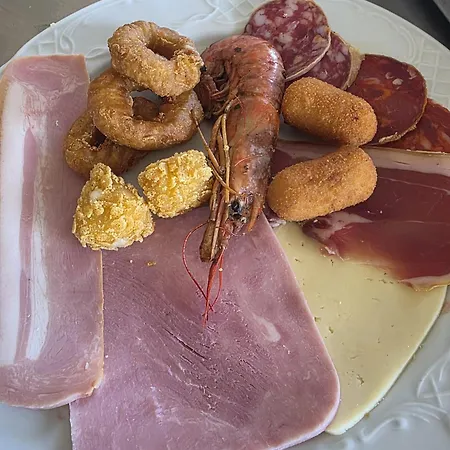 Parrillada Nosa Terra Hostel *